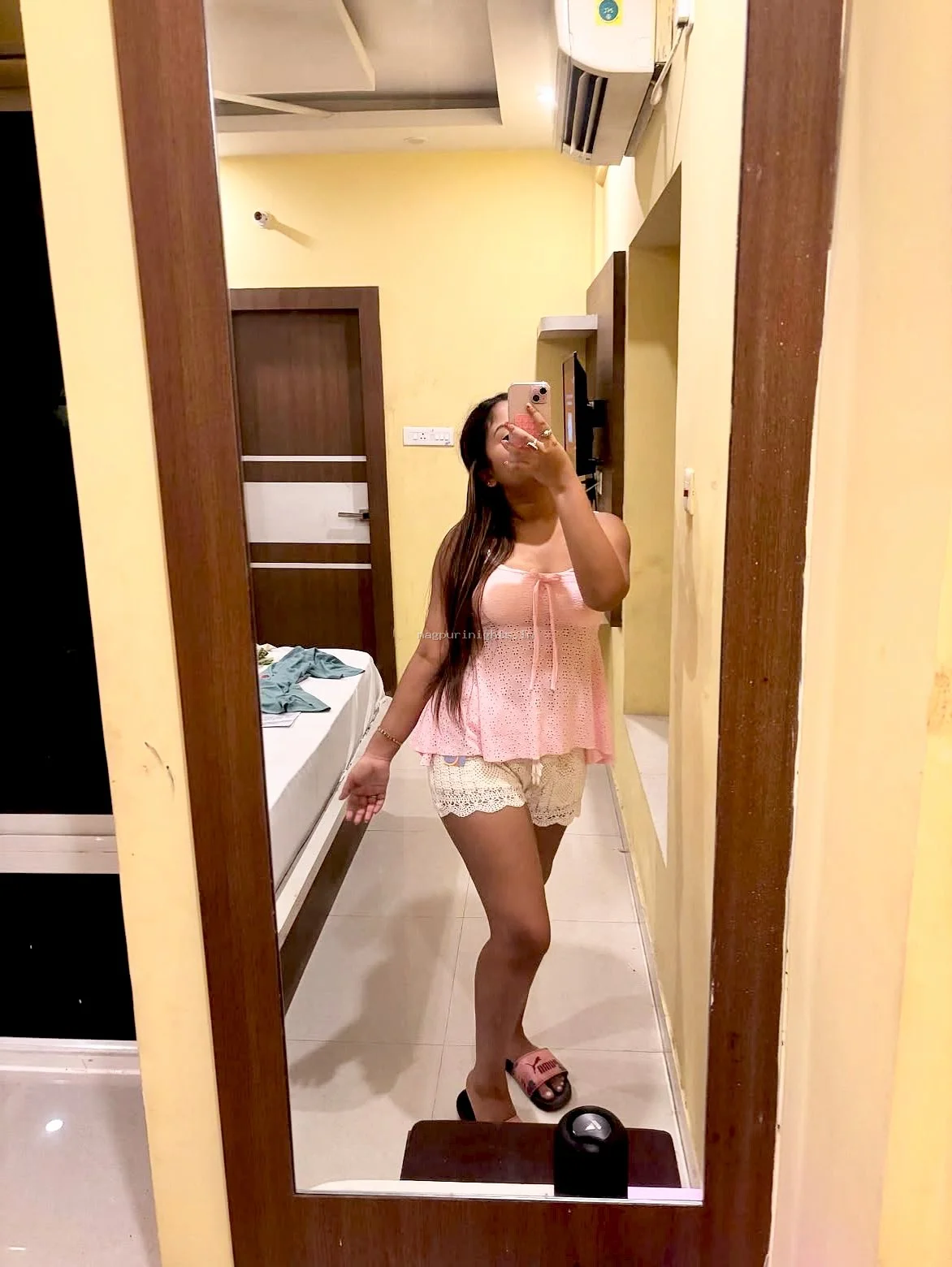 Anya Sharma Photo 2