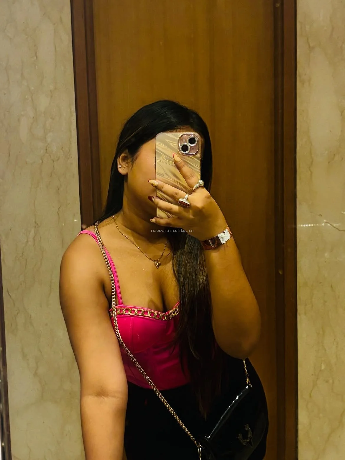 Anya Sharma Photo 3